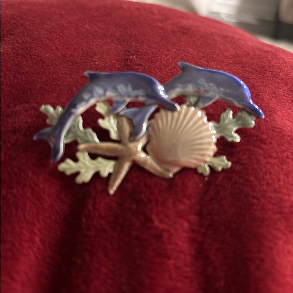 Vintage Blue Enamel‎ Dolphin Starfish Seashell Nautical Silver Tone Brooch Pin